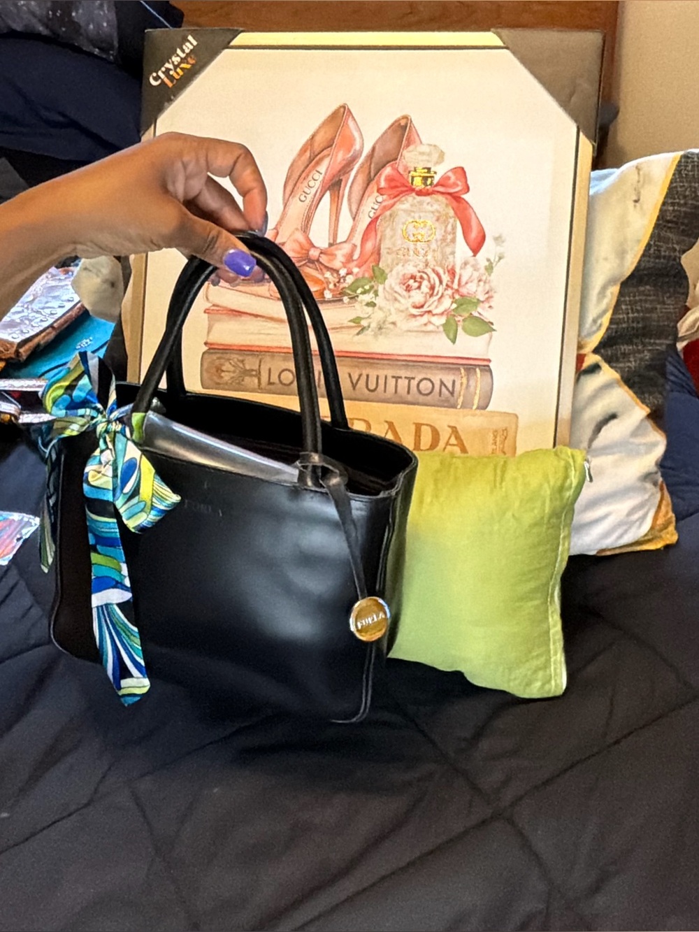 Furla Black Leather Crossbody Tote Bag with Adjustable Strap
